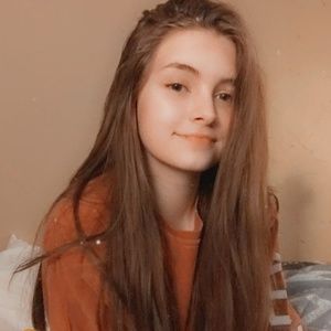 Meet your Posher, Kaitlyn